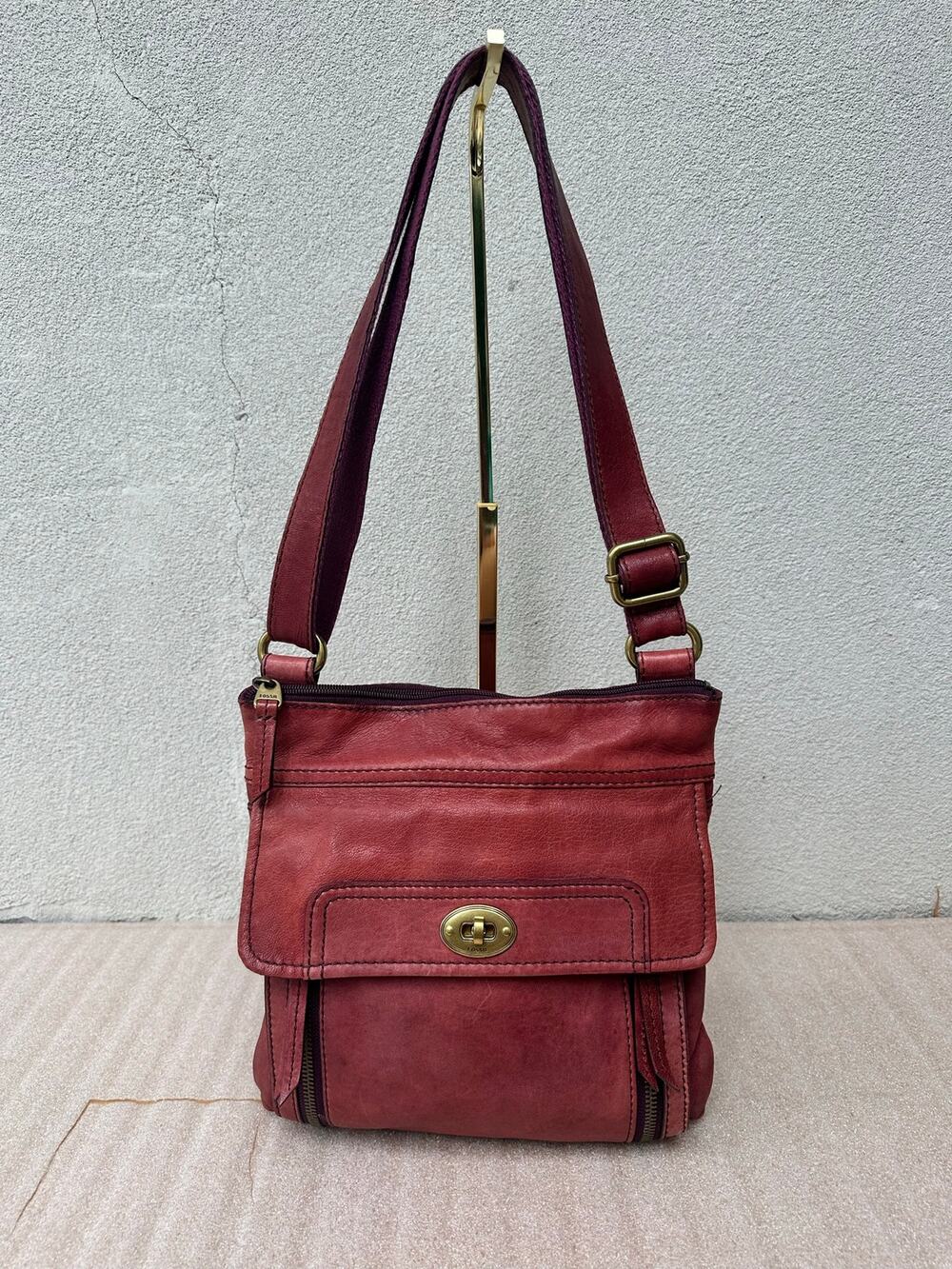 Vintage Fossil Lamb Hide Leather Crossbody Shoulder Bag Burgundy Gold Hardware
